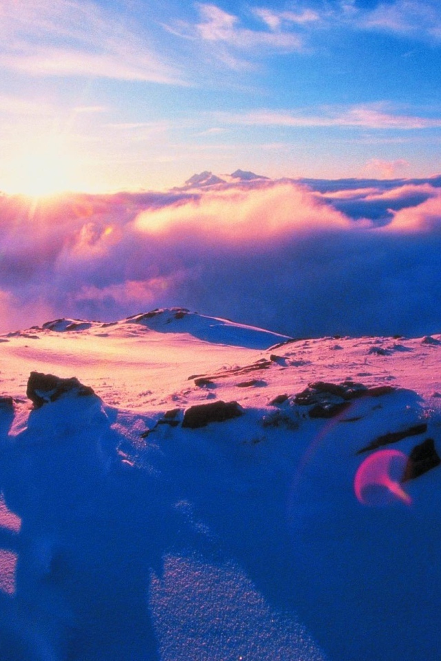 Розовый закат на горнолыжном курорте Сант Антон, Австрия