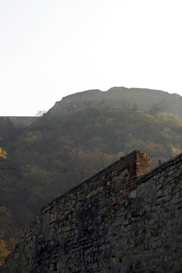 Руины крепости в городе Гайнберг, Австрия