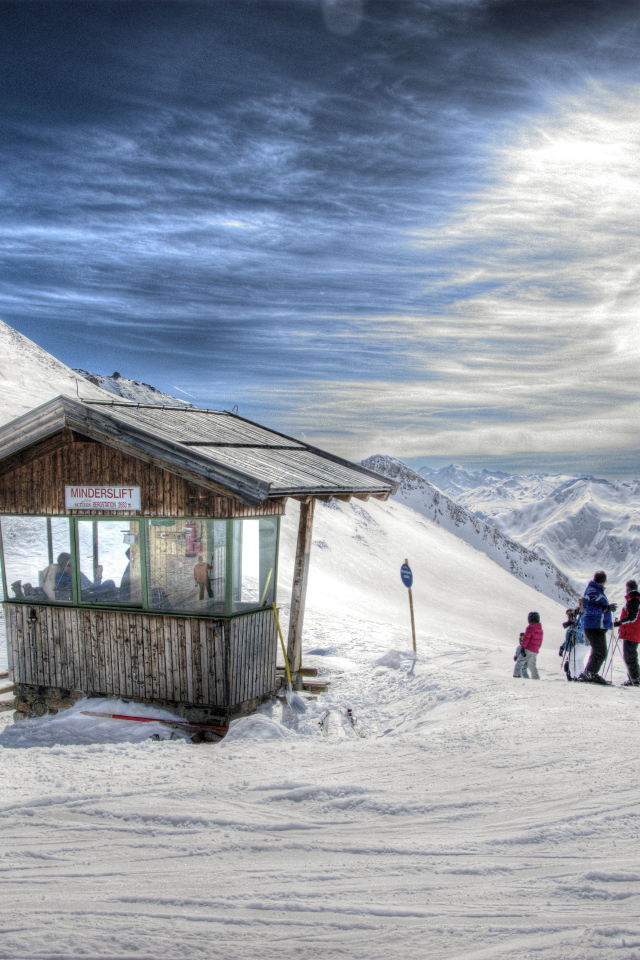 Вершина горы на горнолыжном курорте Серфаус, Австрия