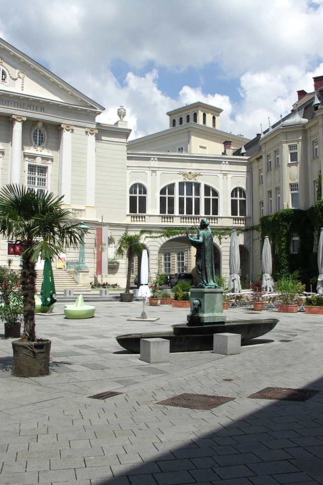 Городская площадь на курорте Баден, Австрия