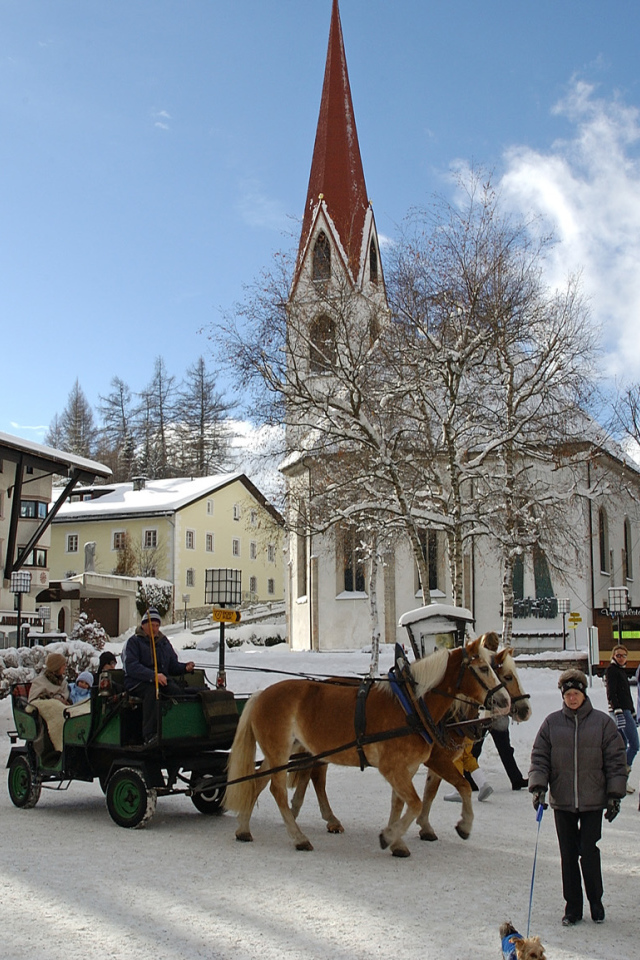 Городская площадь на курорте Зеефельд, Австрия