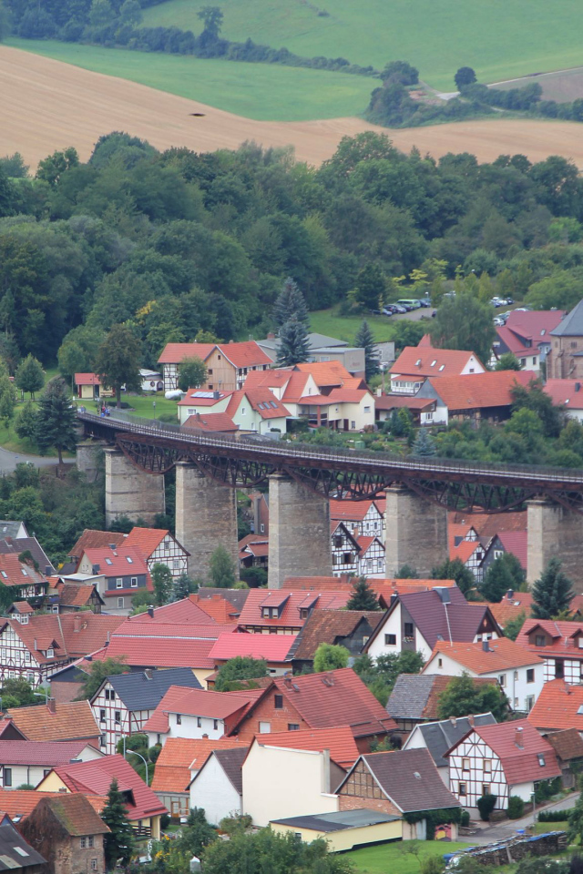 Городские здания в городе Лэнгенфельд, Австрия