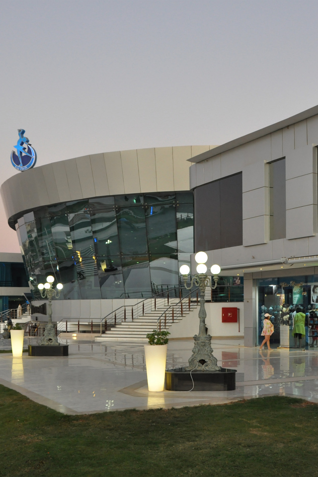 Торговый центр на курорте Шарм эль Шейх, Египет