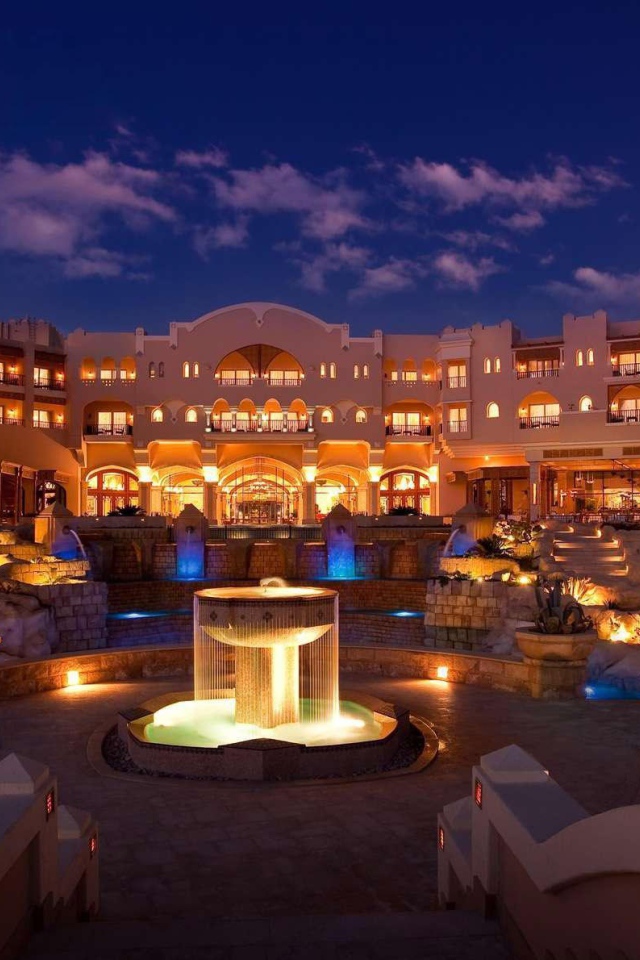 Роскошный отель на курорте Шарм эль Шейх, Египет