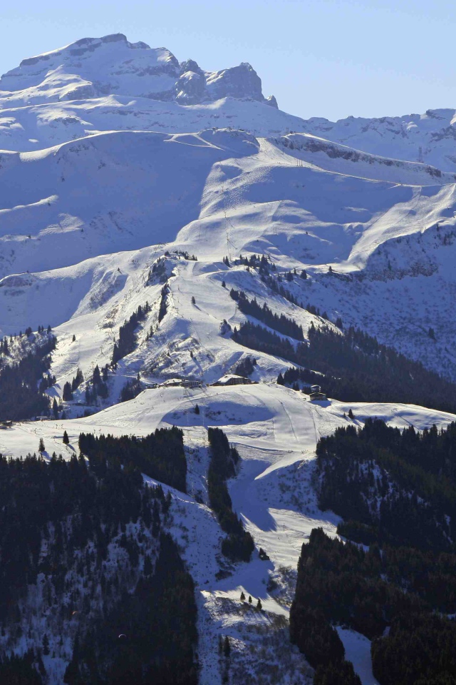 Альпы на горнолыжном курорте Самоен, Франция