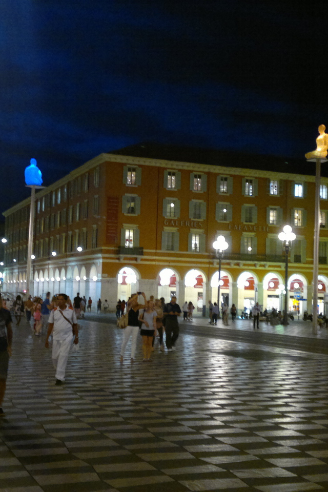 Площадь в городе Ницца, Франция