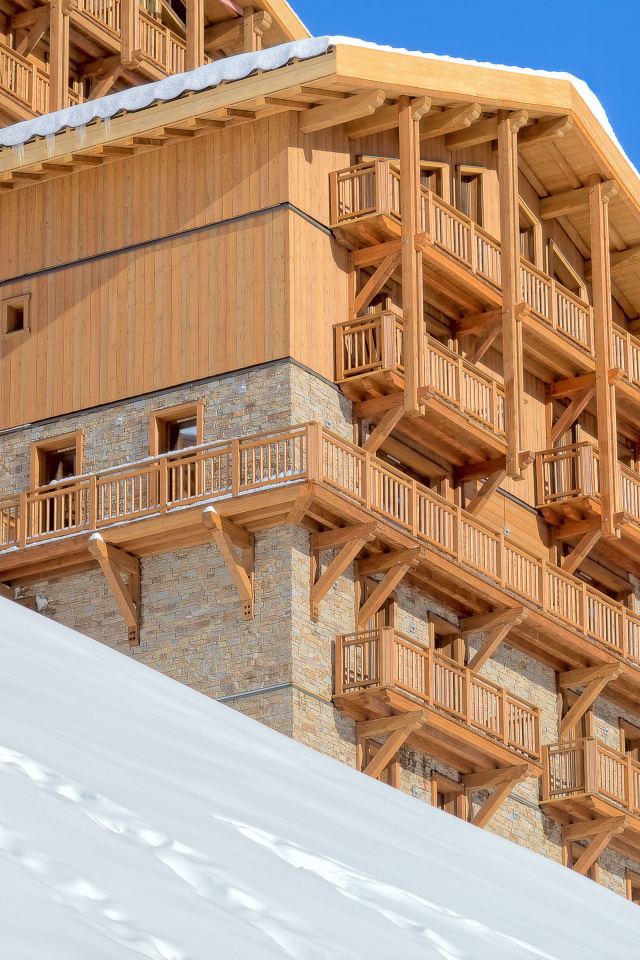 Отель на горнолыжном курорте Валь-Торанс, Франция