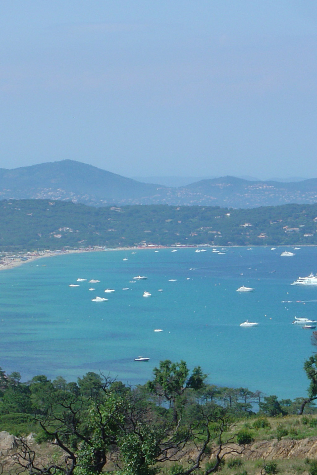 Голубая лагуна на курорте Сен-Тропе, Франция