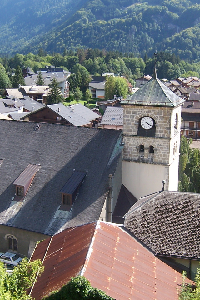 Город на горнолыжном курорте Самоен, Франция