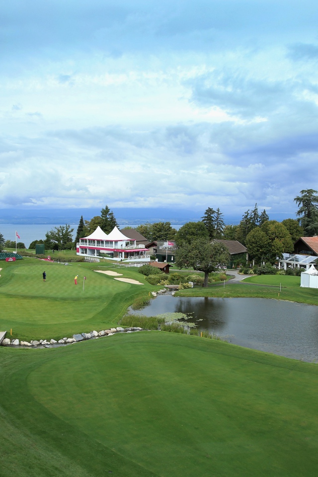 Гольф-клуб на курорте Эвиан, Франция