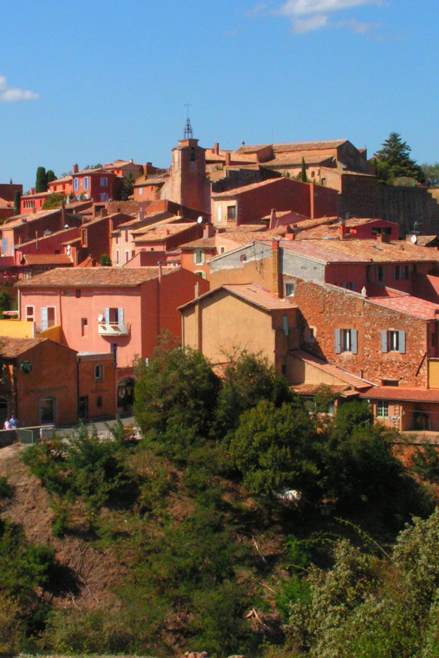 Город на холме в Провансе, Франция