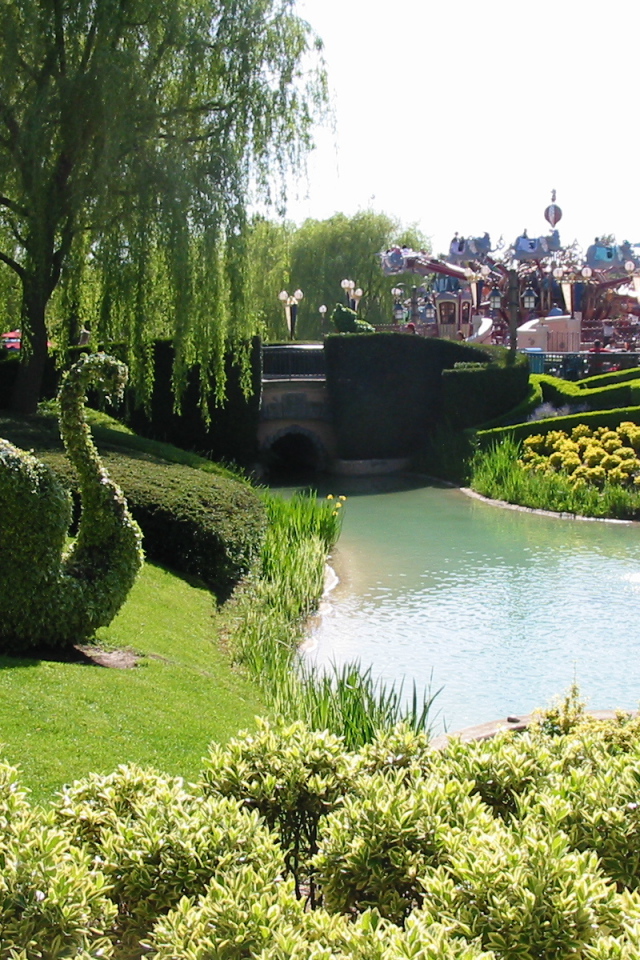 Живые скульптуры в Диснейленде, Франция