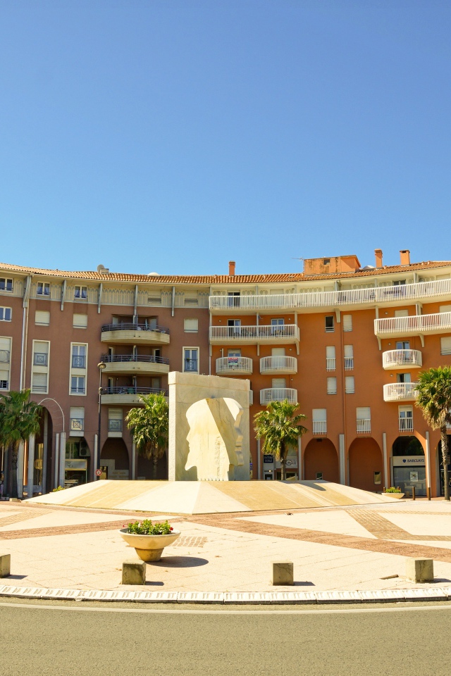 Роскошный отель на курорте Порт Де Фрежюс, Франция