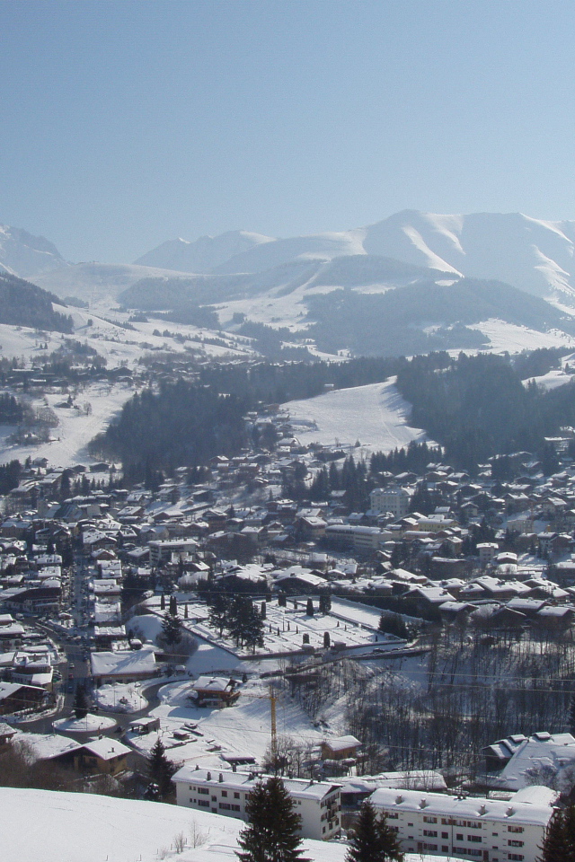 Панорама на горнолыжном курорте Межев, Франция