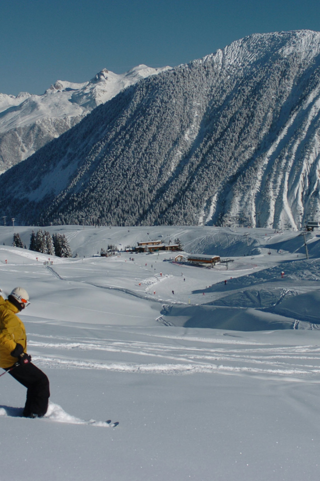 Катание на лыжах на горнолыжном курорте Куршевель, Франция