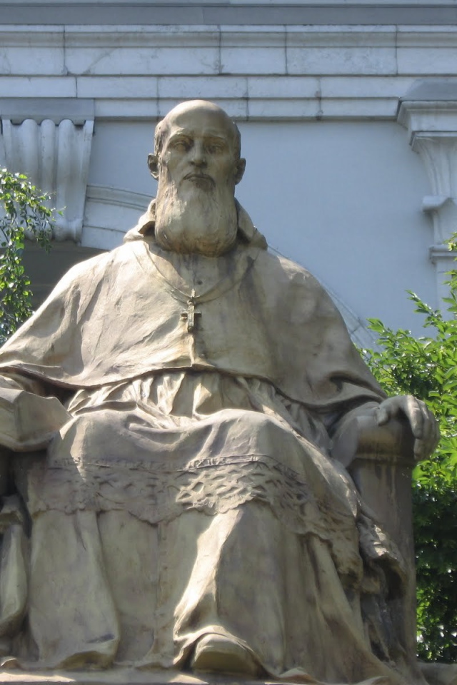 Статуя в городе Аннеси, Франция