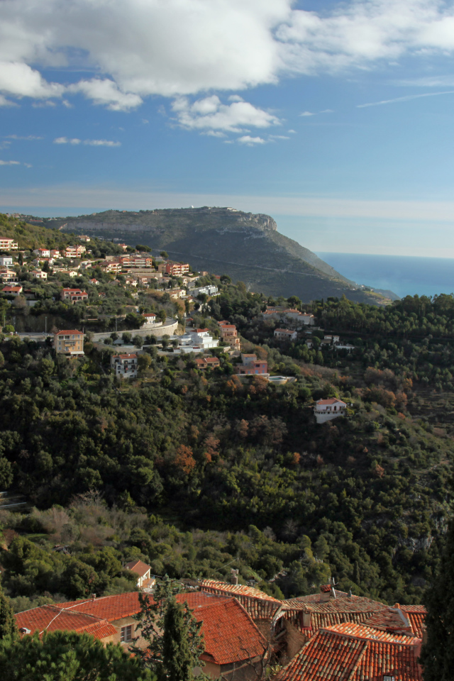 Башня с часами на курорте Эз, Франция