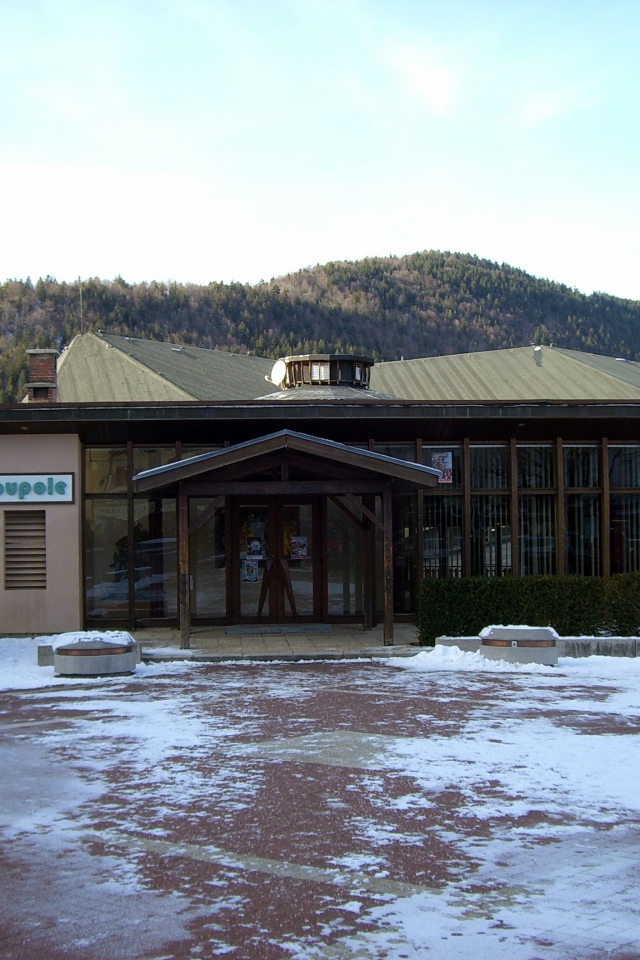 Ресторан на курорте Виллар-де-Ланс, Франция