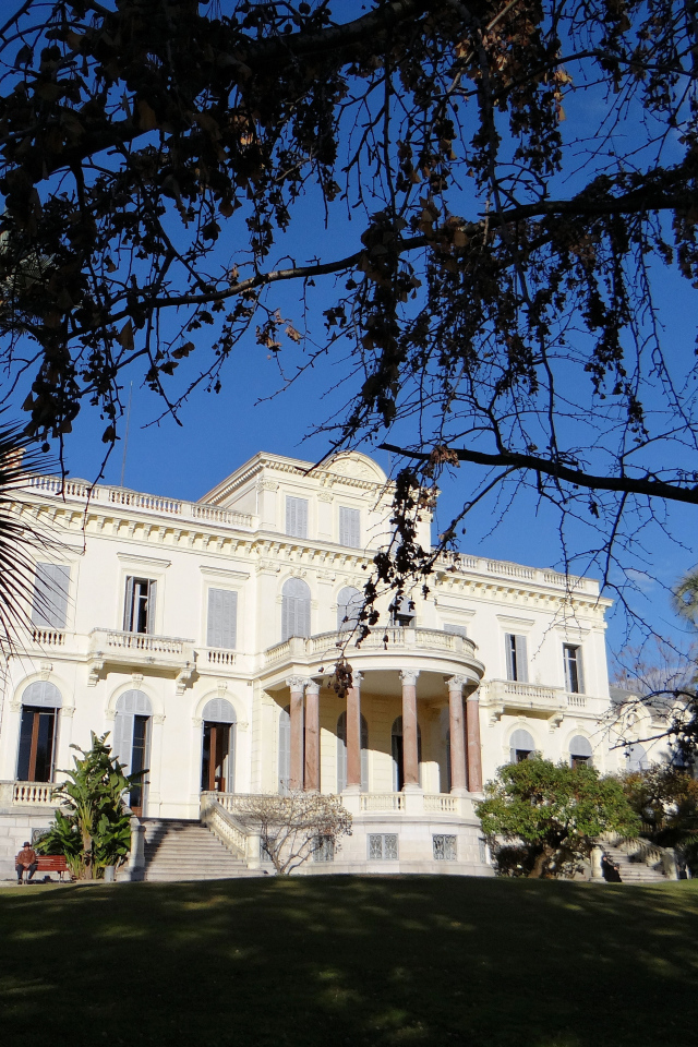 Вилла в Каннах, Франция