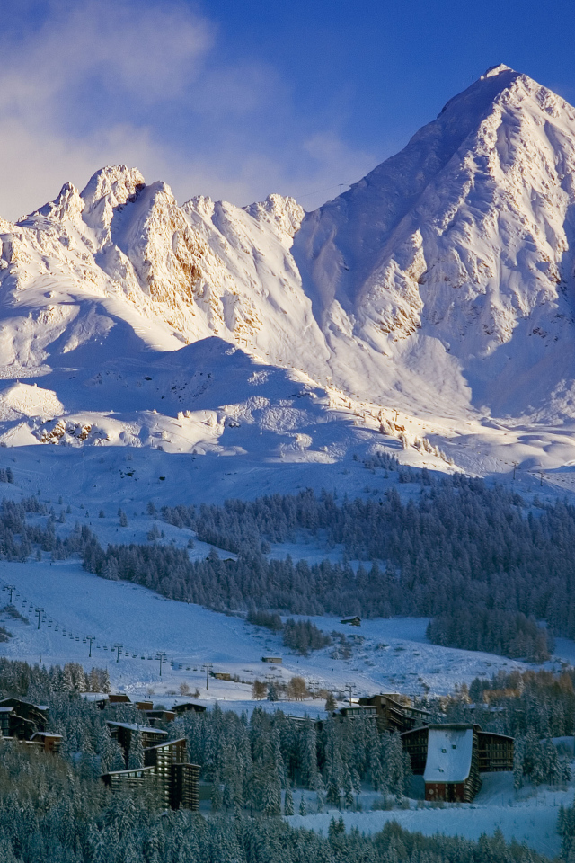 Зимний отдых на горнолыжном курорте Лез Арк, Франция