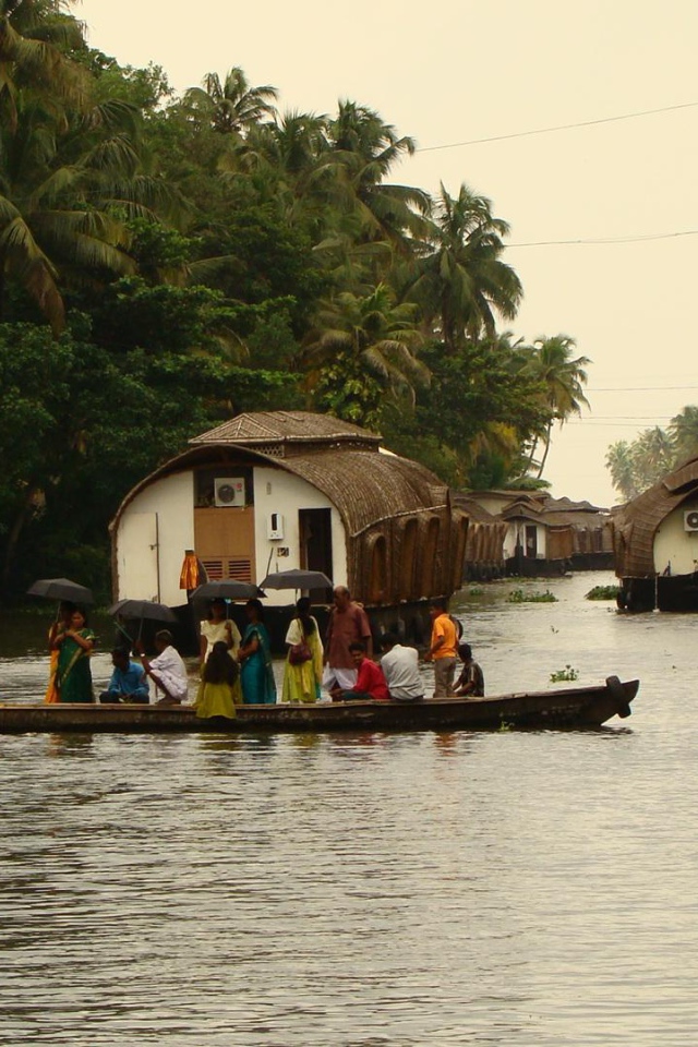 Осенний отпуск в Алапуже