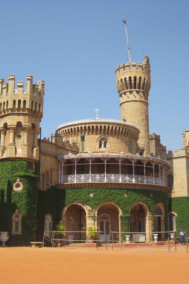 Красивый замок в Бангалоре