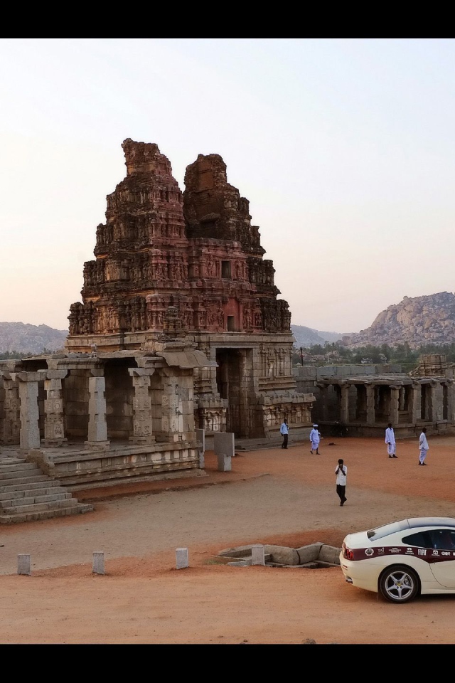 Феррари рядом с Мумбаи