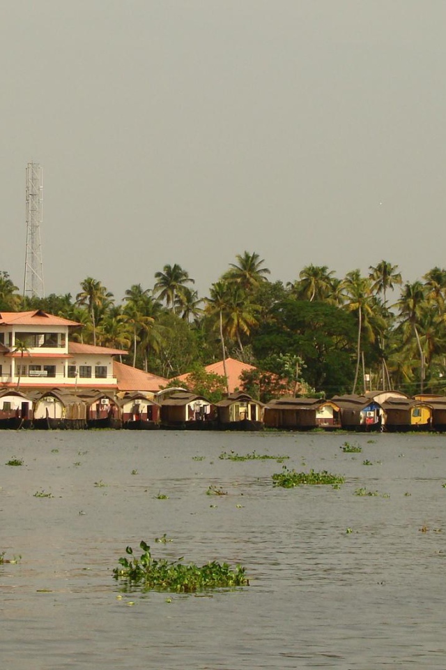 Отпуск на пляжах в Алапуже