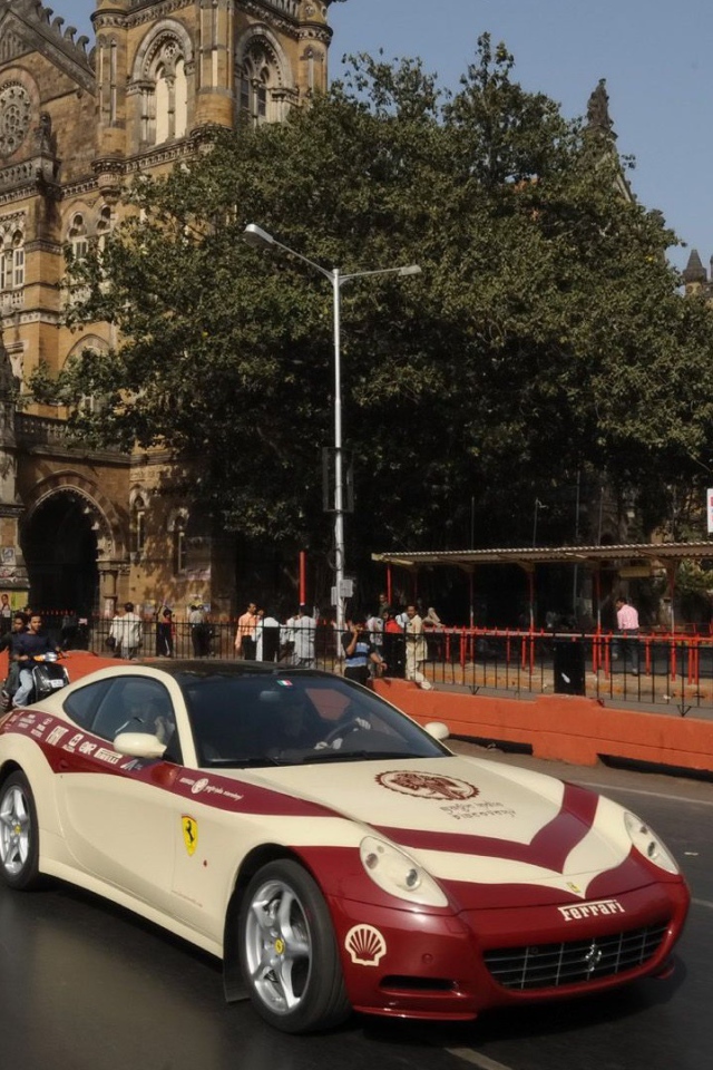 На улице города в Мумбае