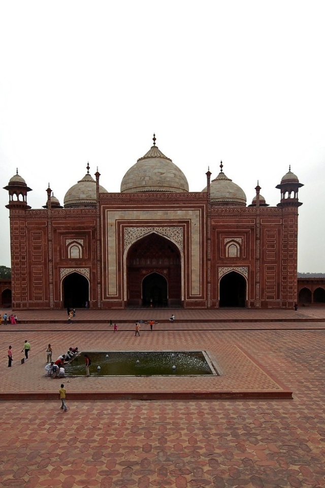 Мечеть в Агре