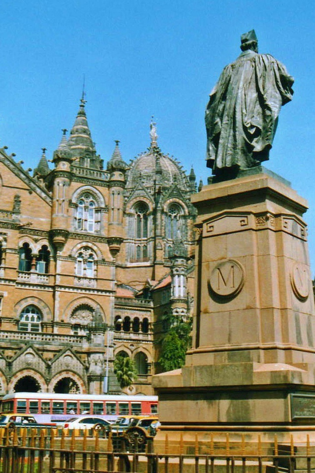 Железнодорожный вокзал в Мумбае