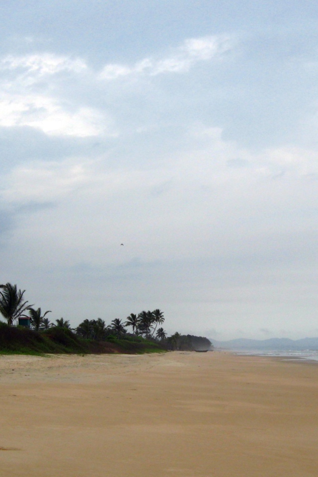 Отдых на пляже в Варке