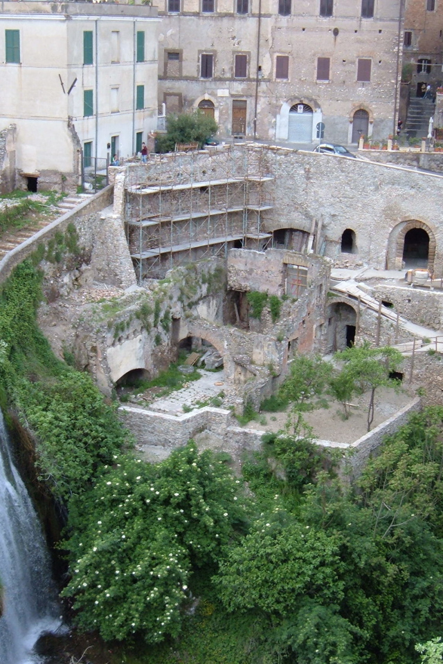 Древние руины в Тиволи, Италия