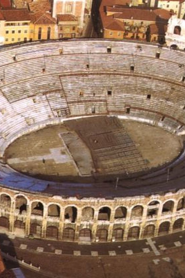 Арена в Вероне, Италия