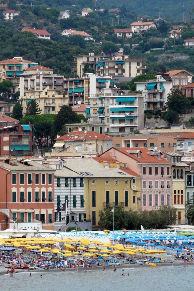 Осенний отдых на курорте Челле Лигуре, Италия