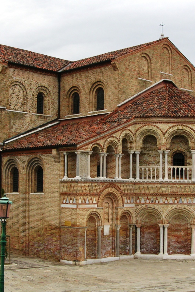 Католическая церковь на острове Мурано, Италия