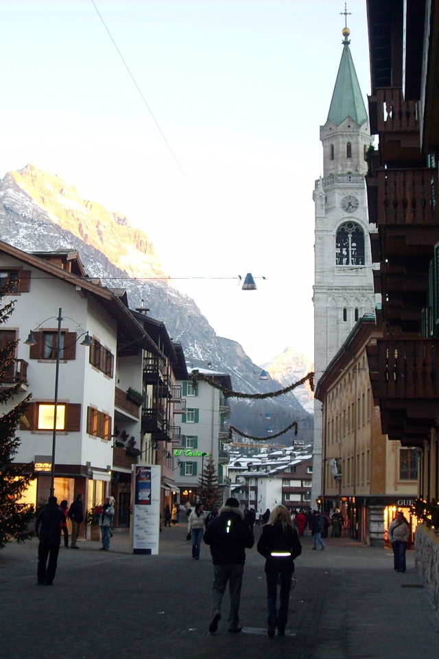 Рождественские каникулы на горнолыжном курорте Кортина д'Ампеццо, Италия