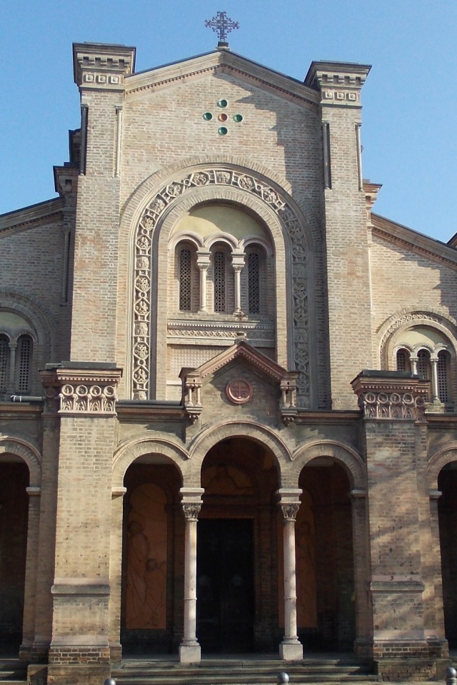 Церковь Сан Леонардо в Парме, Италия