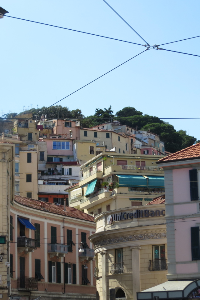 Город на курорте Диано Марино, Италия