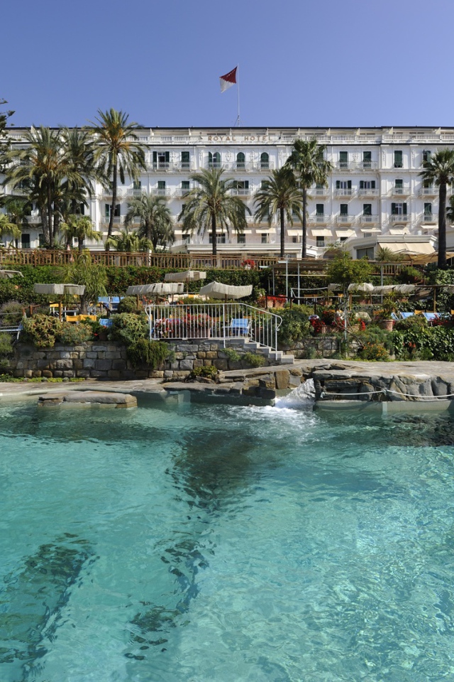 Гостиница на побережье в Сан Ремо, Италия