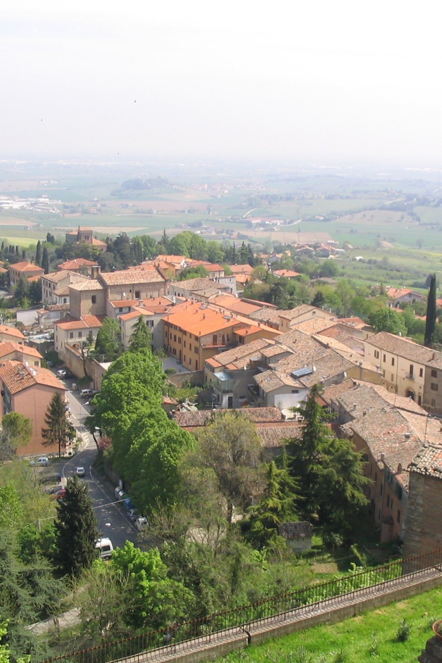 Панорама города на курорте в Монтекатини Терме, Италия