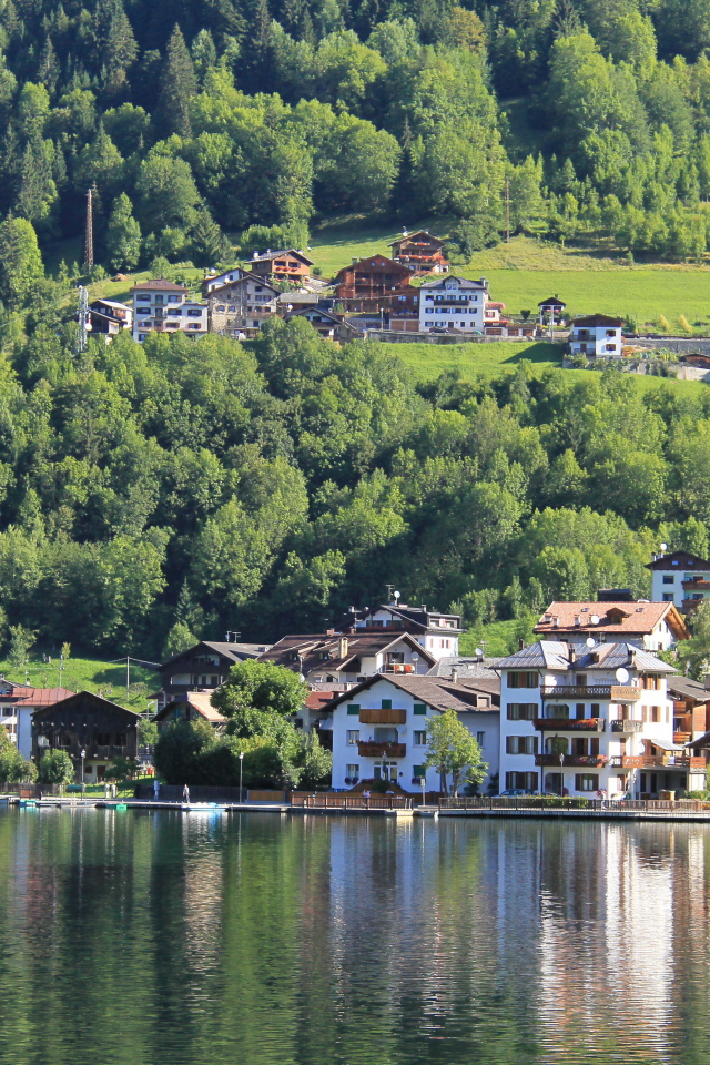 Курорт Аллеге, Италия