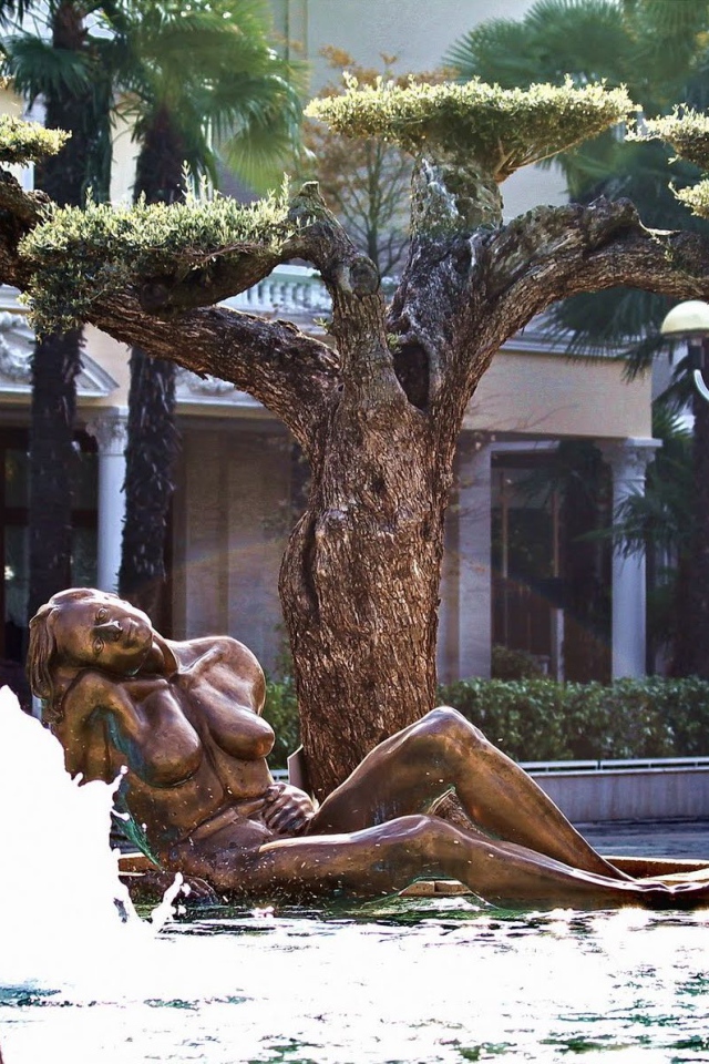 Скульптуры на курорте Абано Терме, Италия