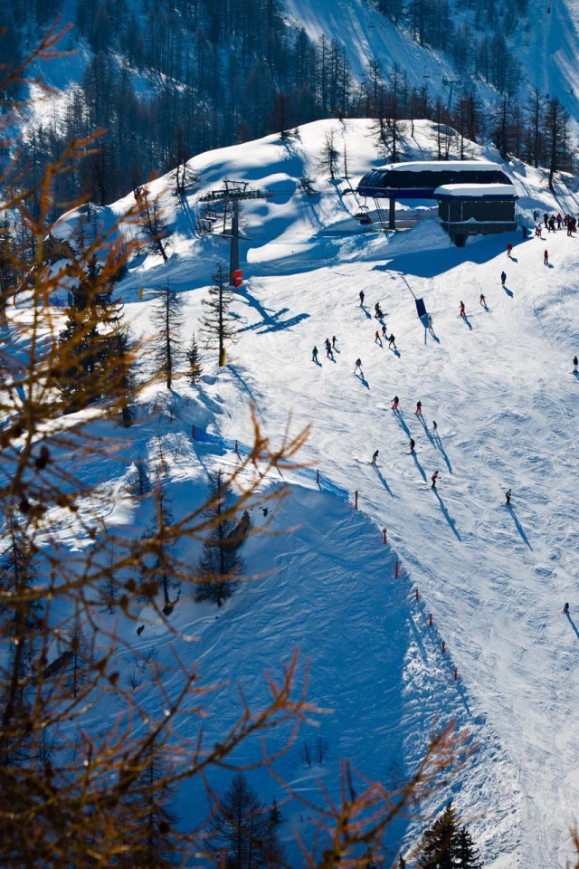 Лыжная трасса на горнолыжном курорте Курмайор, Италия