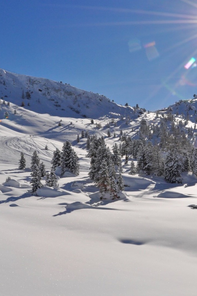 Лыжная трасса на горнолыжном курорте Сельва, Италия