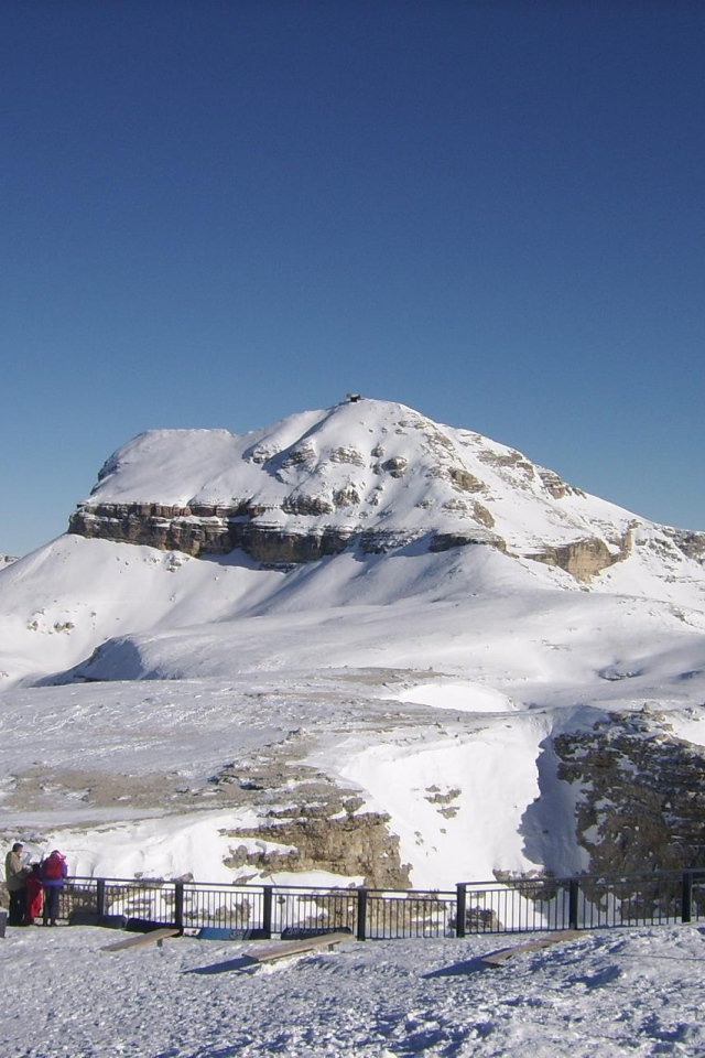 Лыжная трасса на горнолыжном курорте Валь-Ди-Фасса, Италия