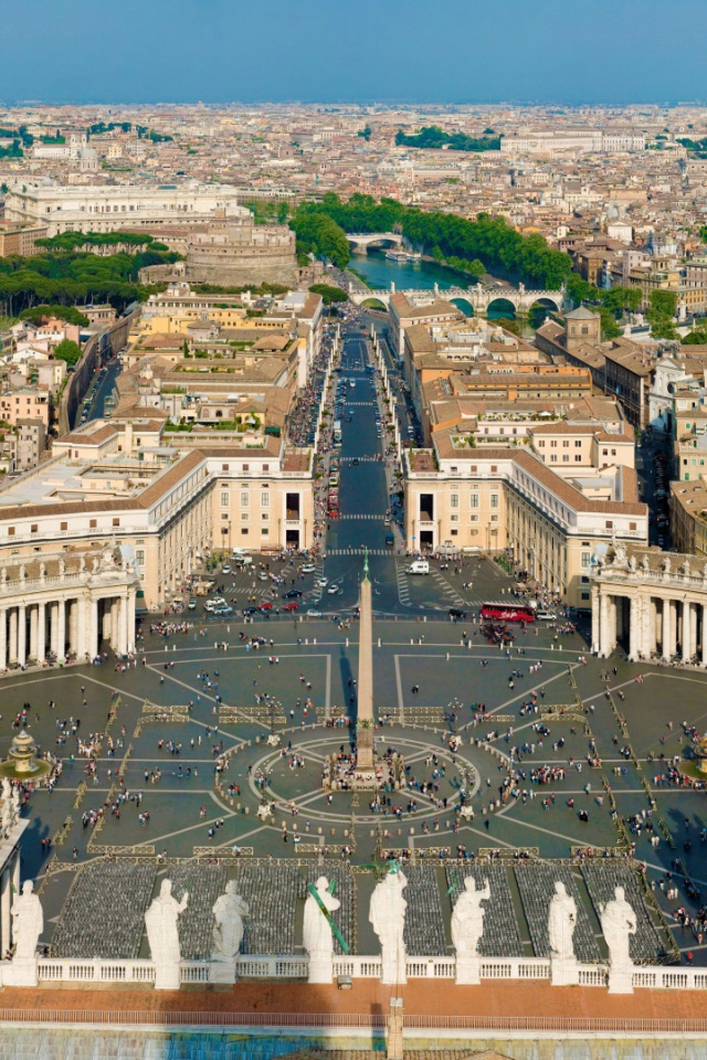 Площадь Святого Петра в Риме