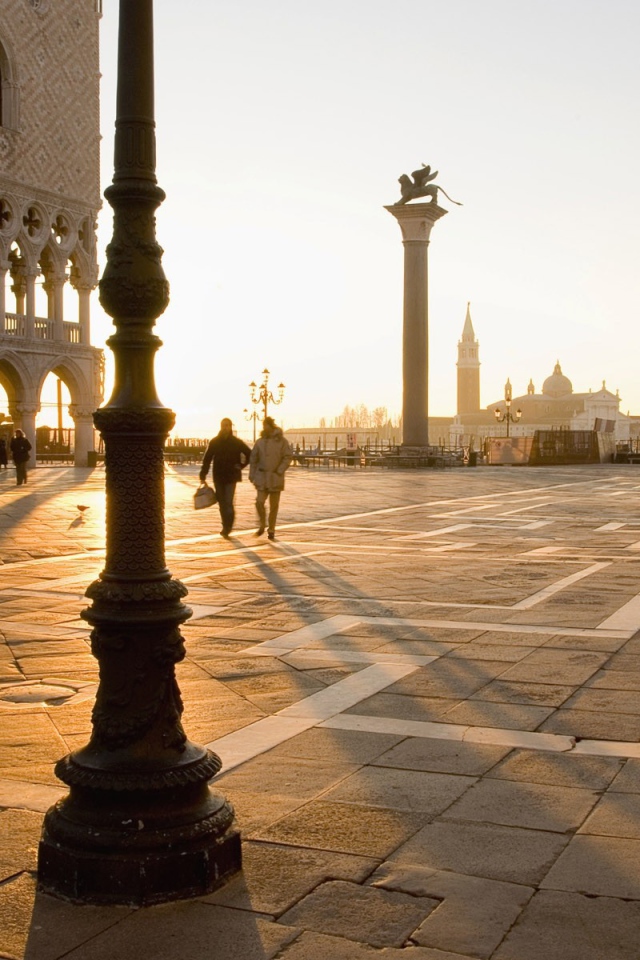 Закат на площади Сан Марко в Венеции, Италия