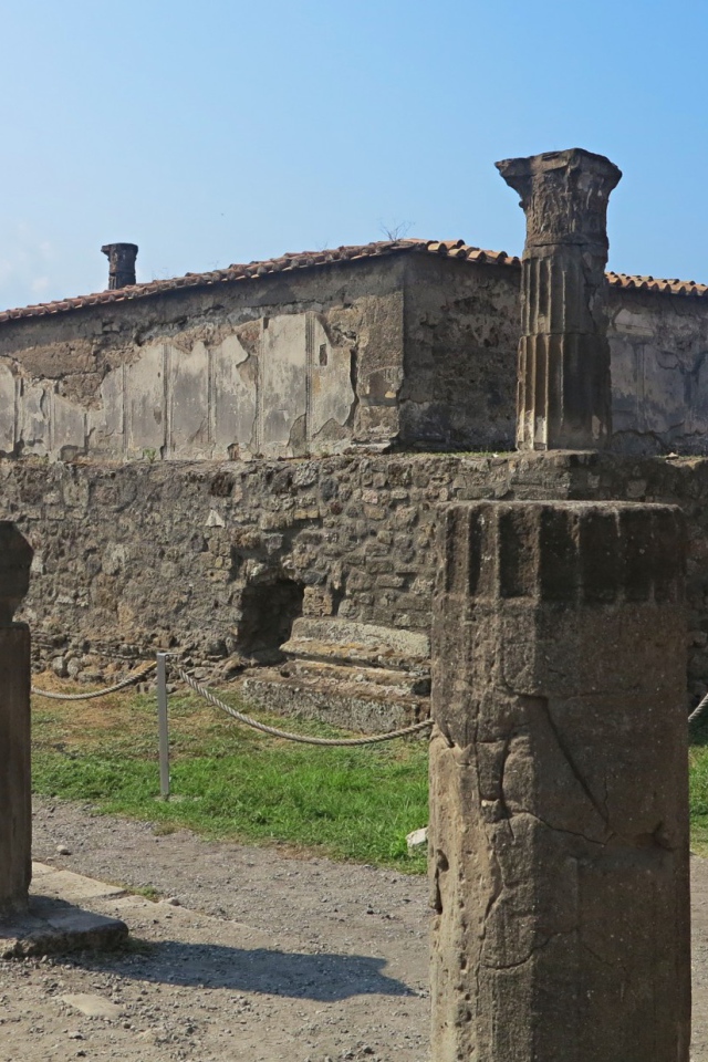 Сохранившееся здание в Помпеях, Италия