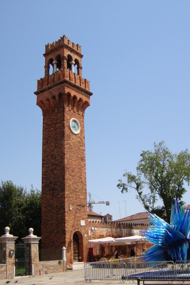 Башня с часами на острове Мурано, Италия